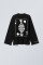 Oversized Long Sleeve T-shirt х steve_coccodrillo Queen in Black