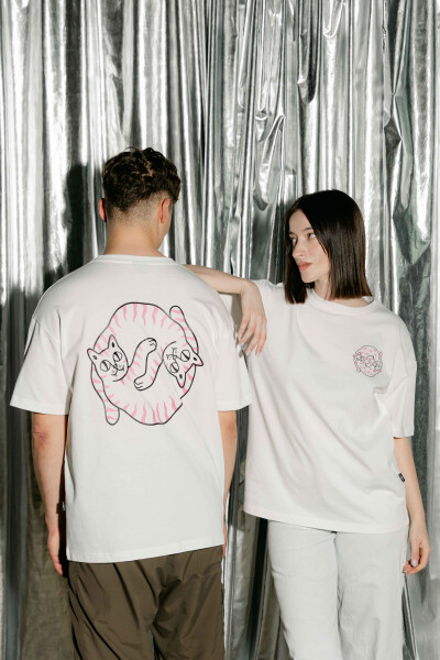 Oversized T-shirt Purr Tiger х kotastiia in Ivory