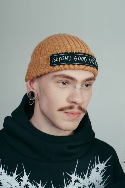 Coarse Knitted Beanie Fisherman Beyond Good And Evil in Camel