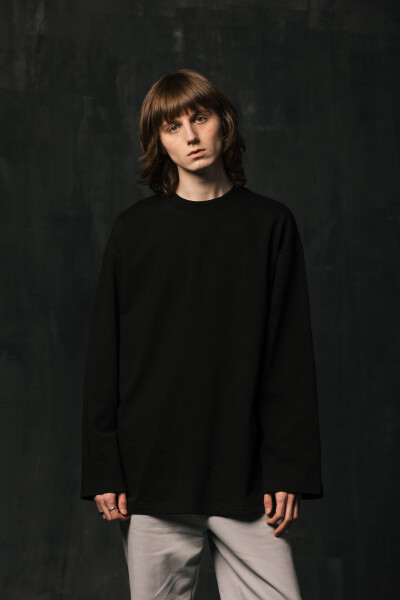 Basic Oversized Long Sleeve T-shirt Spirit Rude in Black