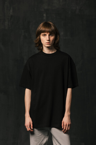Basic Oversized T-shirt Spirit in Black