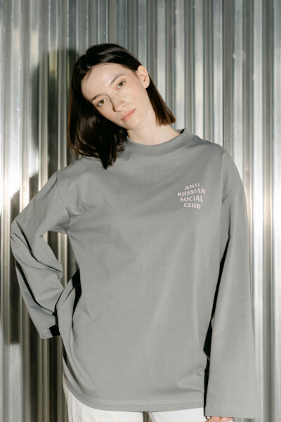 Oversized Long Sleeve T-shirt ARSC with Pastel Pink Logo 7x7cm in Gray