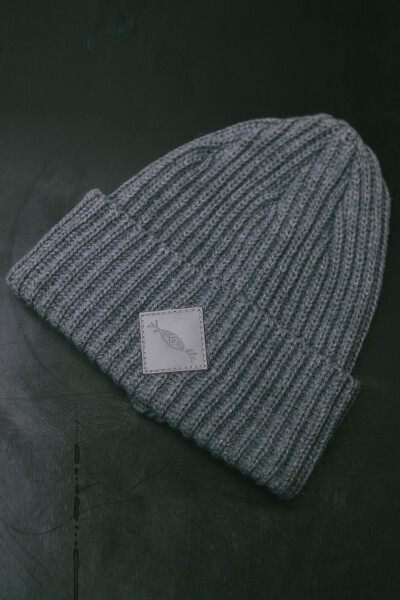 Coarse Knitted Beanie Hill in Gray 