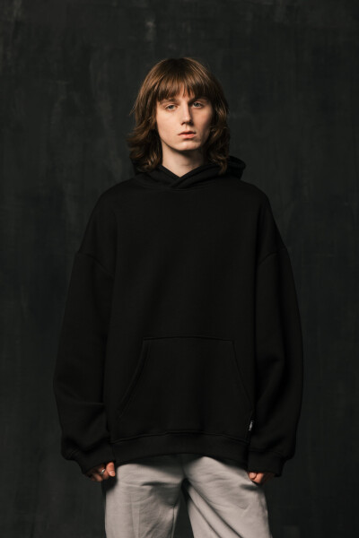 Basic Oversized Hoodie Mood in Black