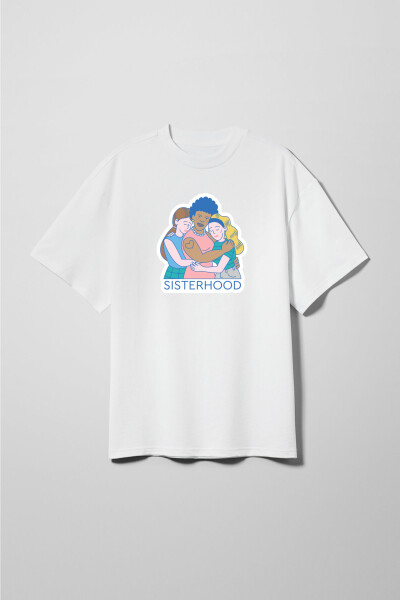 Oversized T-Shirt x Oleksii Demianiuk Sisterhood in White