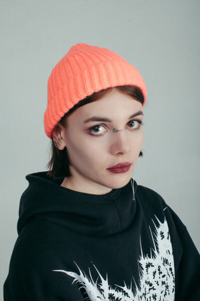 Coarse Knitted Beanie Fisherman in Neon Pink